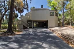 611 Magnolia - Stella Maris