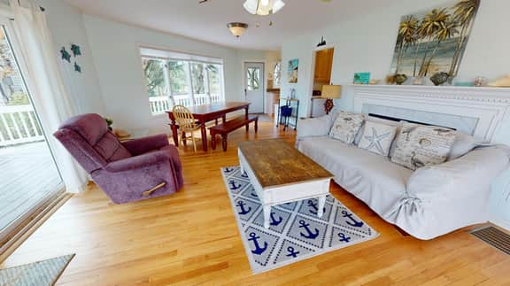 1505 Forrest