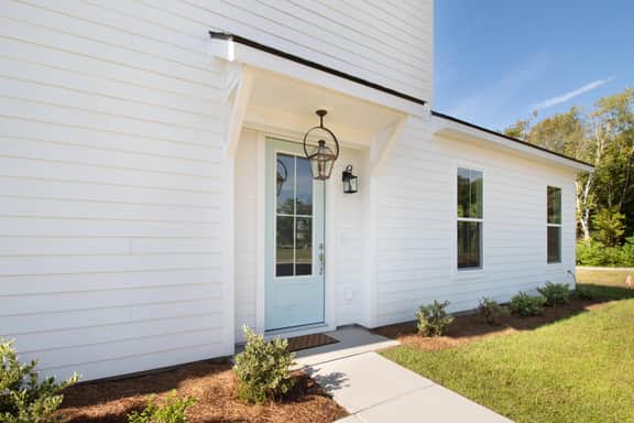 426 Queenview Lane