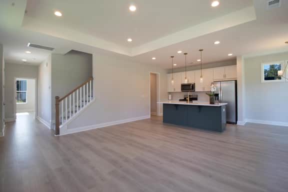 426 Queenview Lane