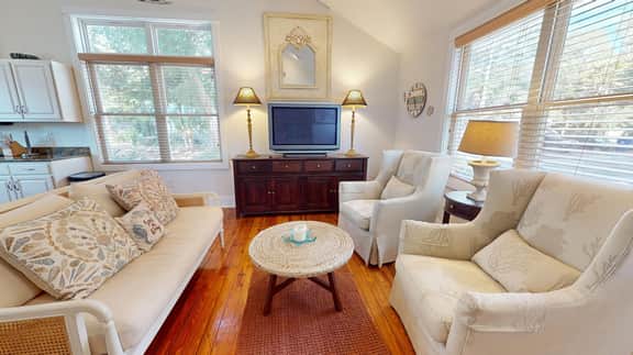 Champagne Cottage