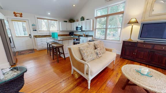 Champagne Cottage