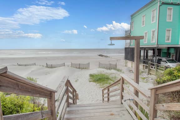 Oceanfront Nest