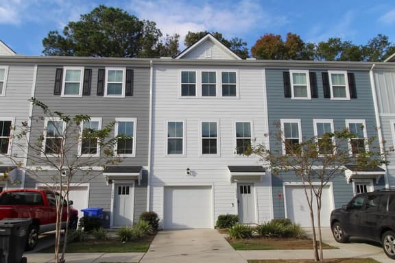 1242 Tice Lane