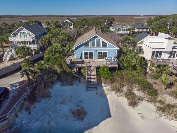 Oceanfront Nest Up